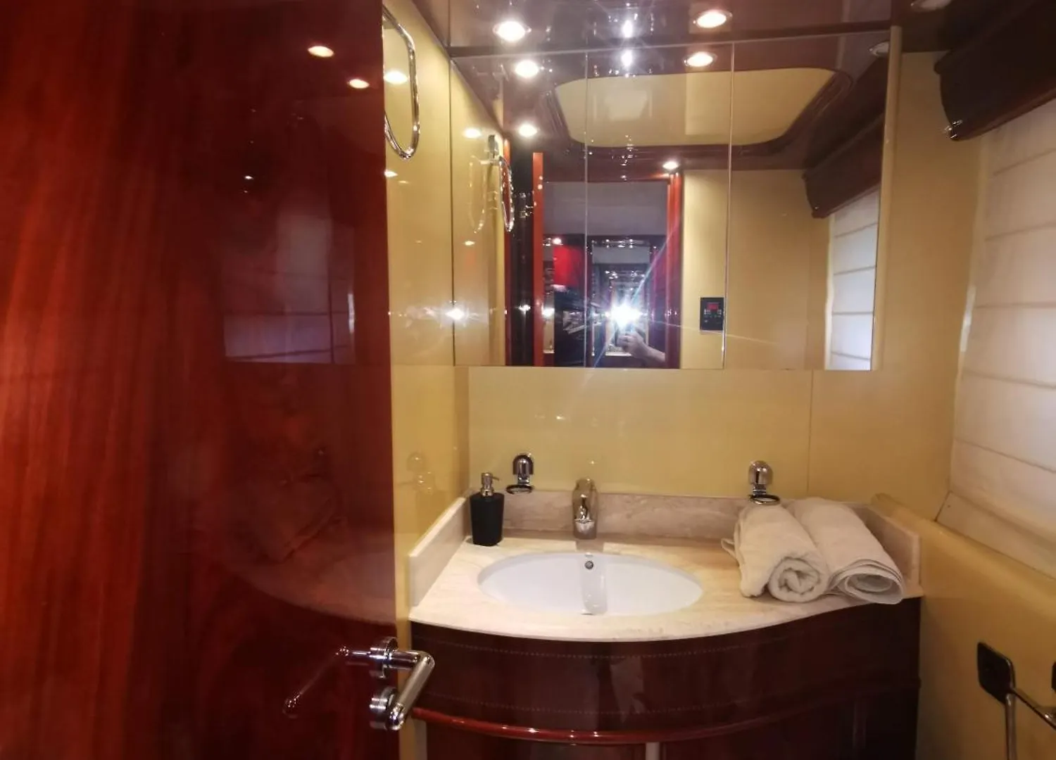 Отель Luxury Yacht Барселона Испания
