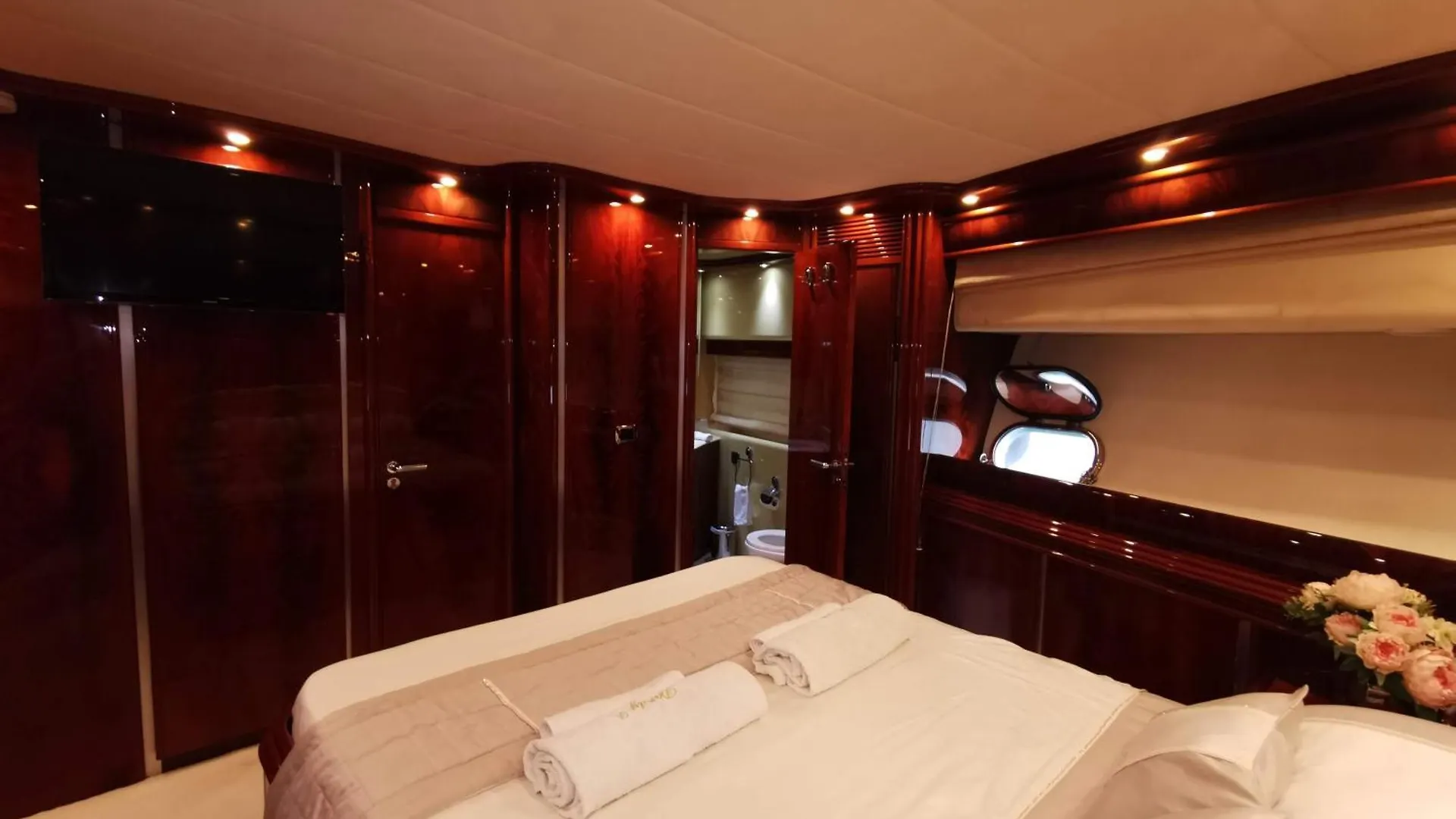 Luxury Yacht Barcelona Hotel 0*,  Spain