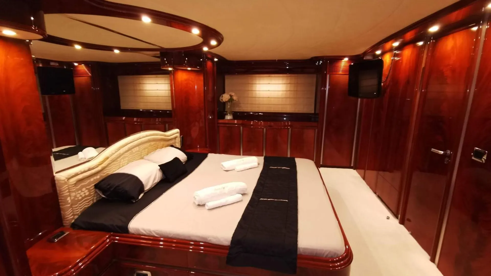 Luxury Yacht Barcelona Hotel
