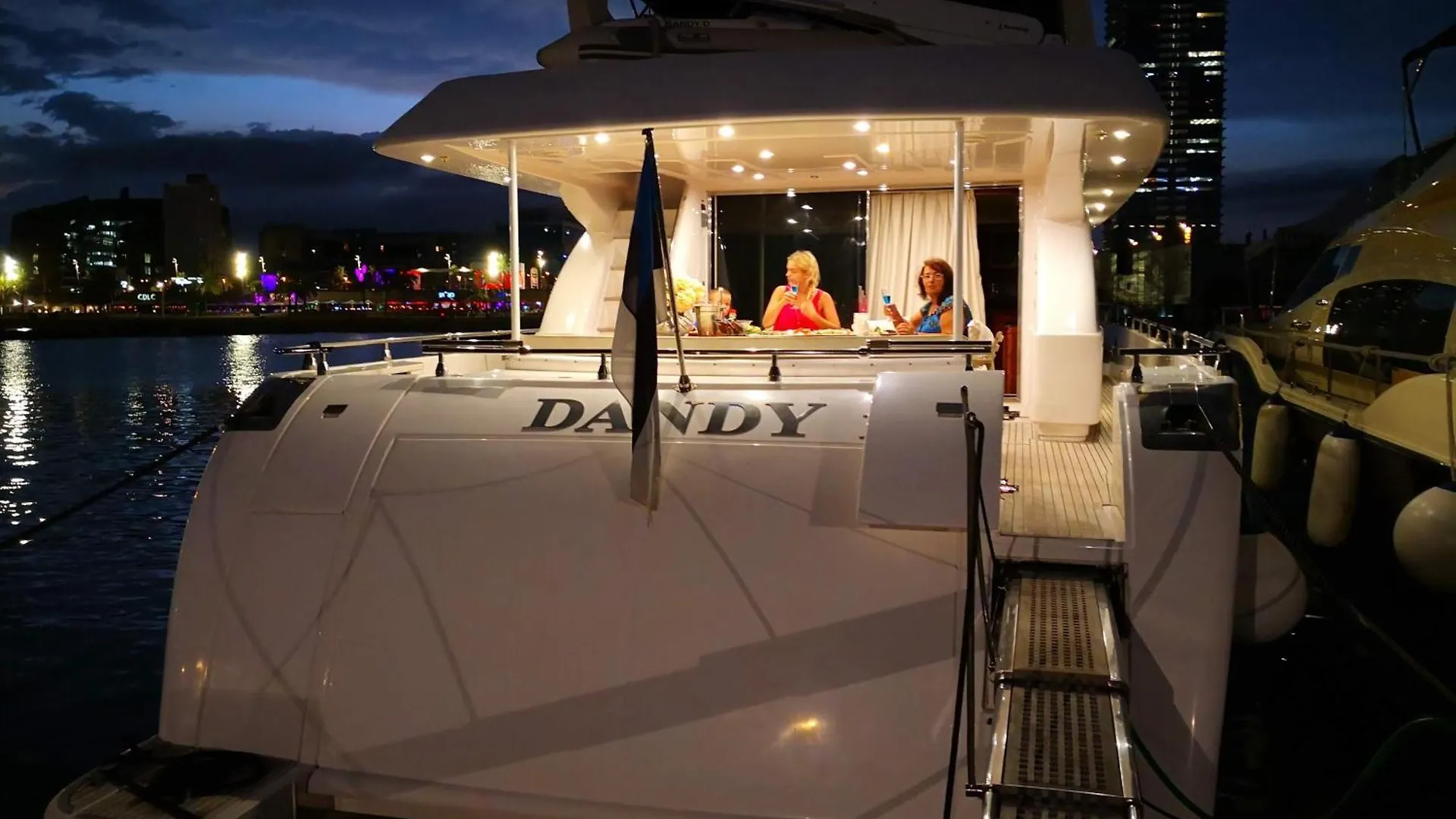 Luxury Yacht Barcelona Hotel 0*,